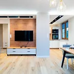 Everysky Nad Lomnica 15-15a Διαμέρισμα