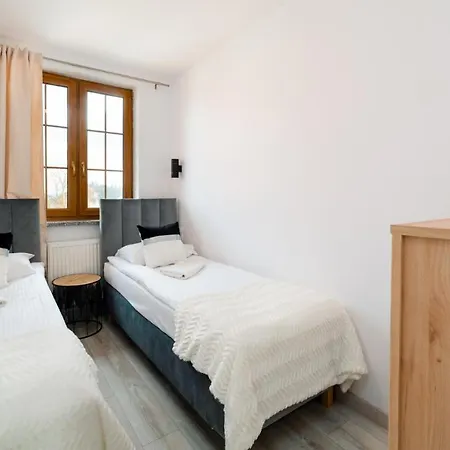 Everysky Nad łomnicą 15-15a Apartament *