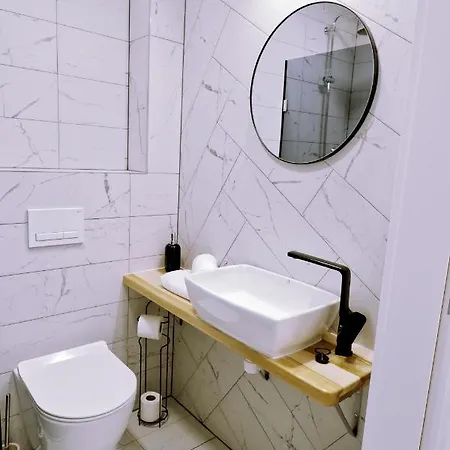 Everysky Nad łomnicą 15-15a Apartament *