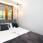Everysky Nad Lomnica 15-15a Apartment *