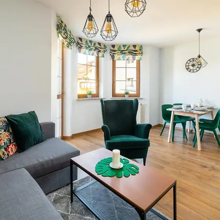 Everysky Nad Lomnica 15-15a