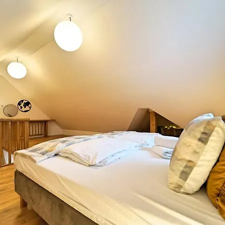 Apartment Everysky Nad Lomnica 15-15a
