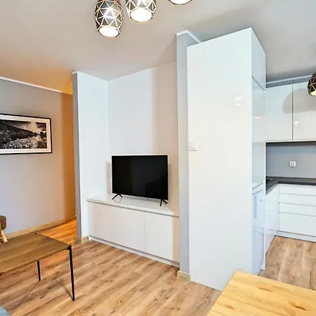 Everysky Nad Lomnica 15-15a