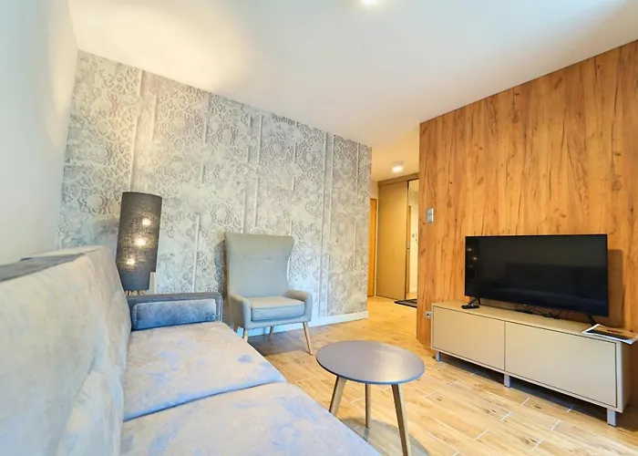 Apartment Everysky Nad Lomnica 15-15a *