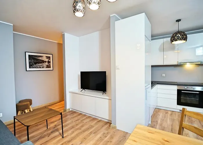 Everysky Nad Lomnica 15-15a